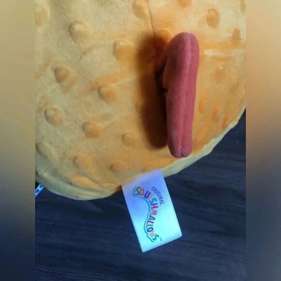 ⬛️  Squishmallows | 8” Safa the Puffer Fish - Picture 3 of 3